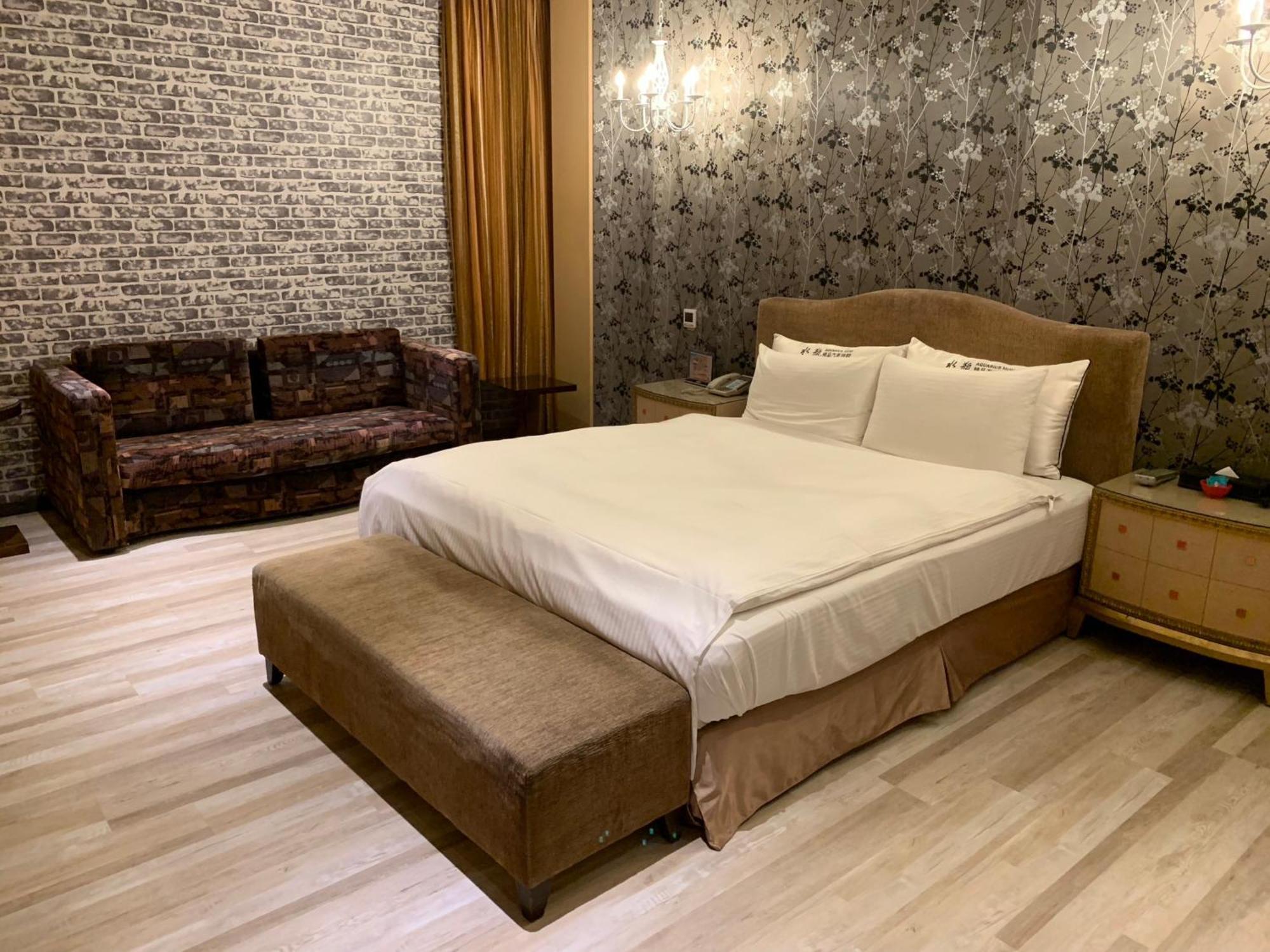 Aquarius Motel Taichung Exterior foto